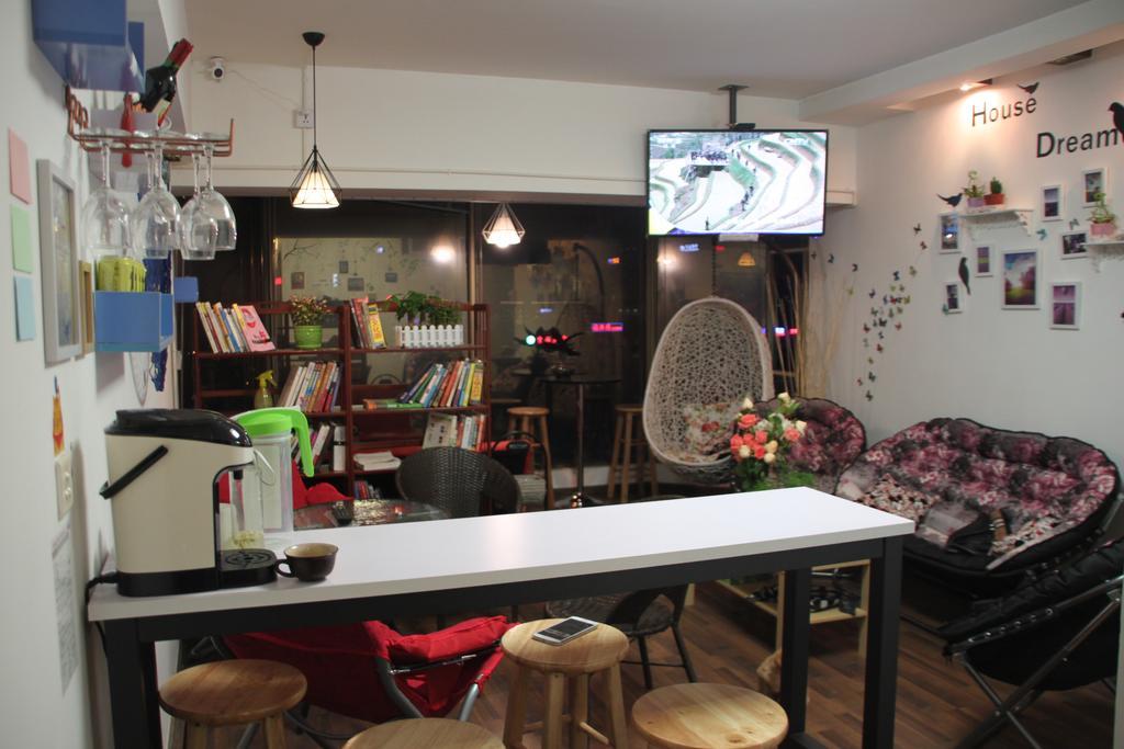 Kunming Cat Nest Female Youth Hostel Екстер'єр фото